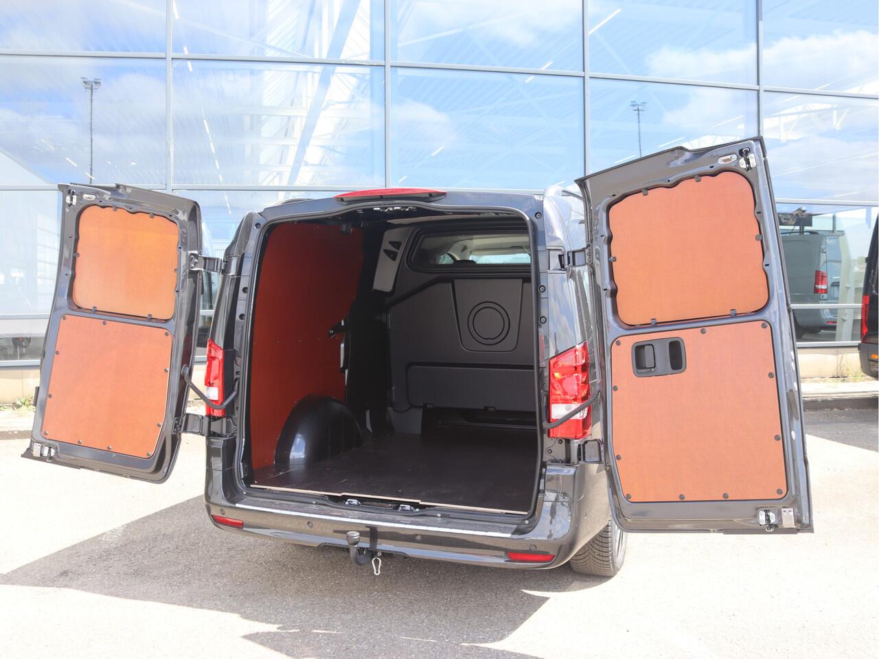 Mercedes-Benz VITO 116 CDI D.C. L2 Pro | CLIMA/CAMERA/CRUISE/2.500KG AHW | Certified