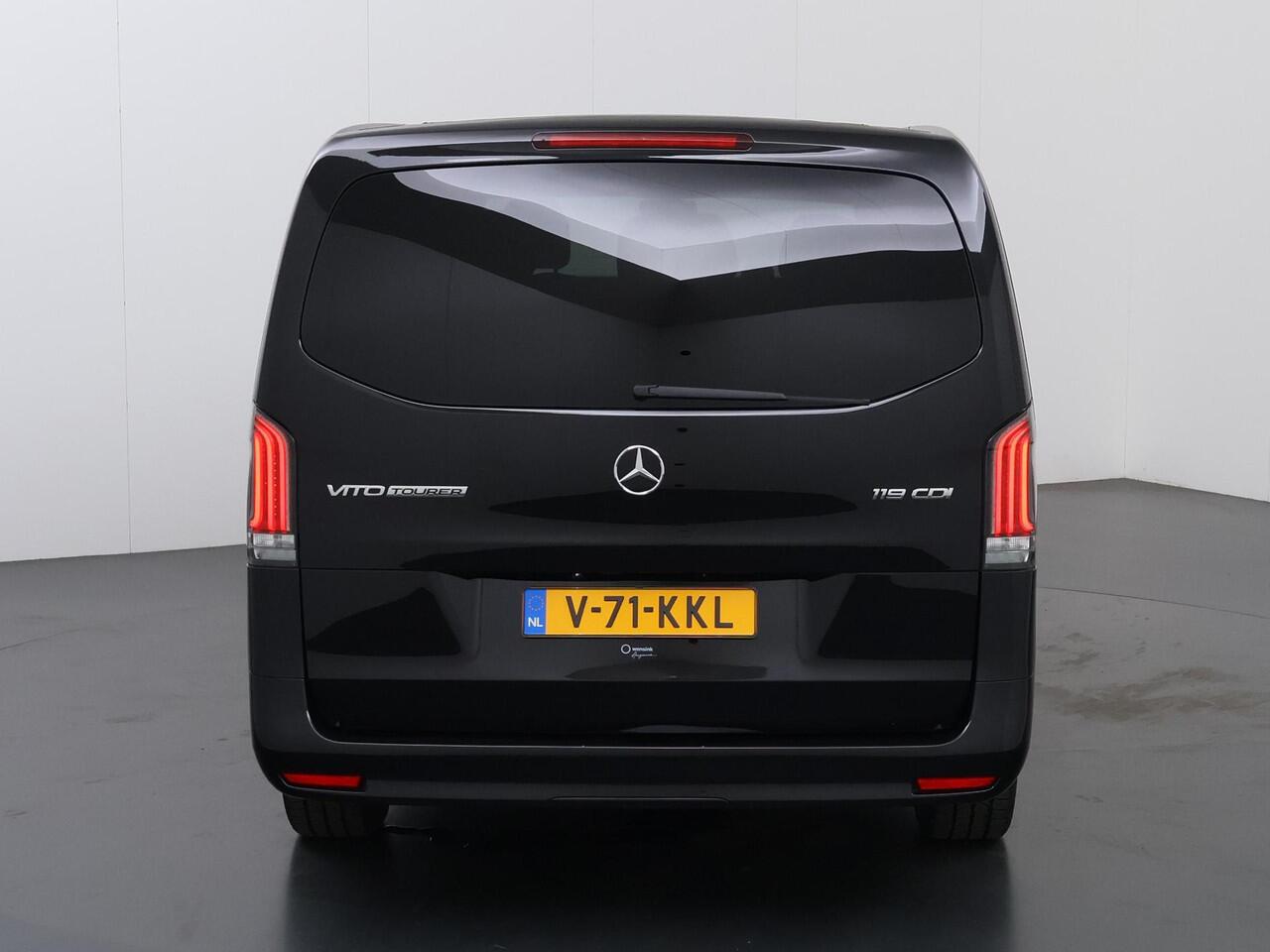 Mercedes-Benz VITO 119 CDI | Aut. | Lang L2 | Select | Dubbele Cabine | Schuifdeur L+R | LM Velgen | 6-zits | Navigatie | Parkeercamera | Dynamic | Certified