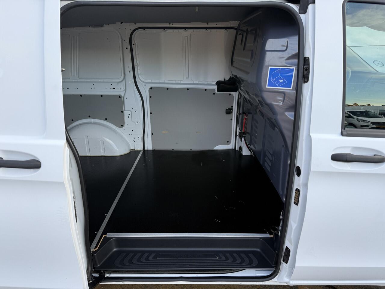 Mercedes-Benz VITO 114 2.2 CDI Automaat L2H1 Dubbele Schuifdeur Climate Control Cruise Control Standkachel Stoelverwarming