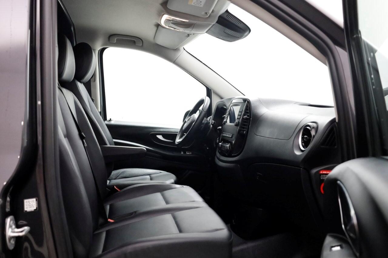 Mercedes-Benz VITO 119 CDI 190pk Lang 9G Tronic Automaat LED/Navi/Camera 01-2024