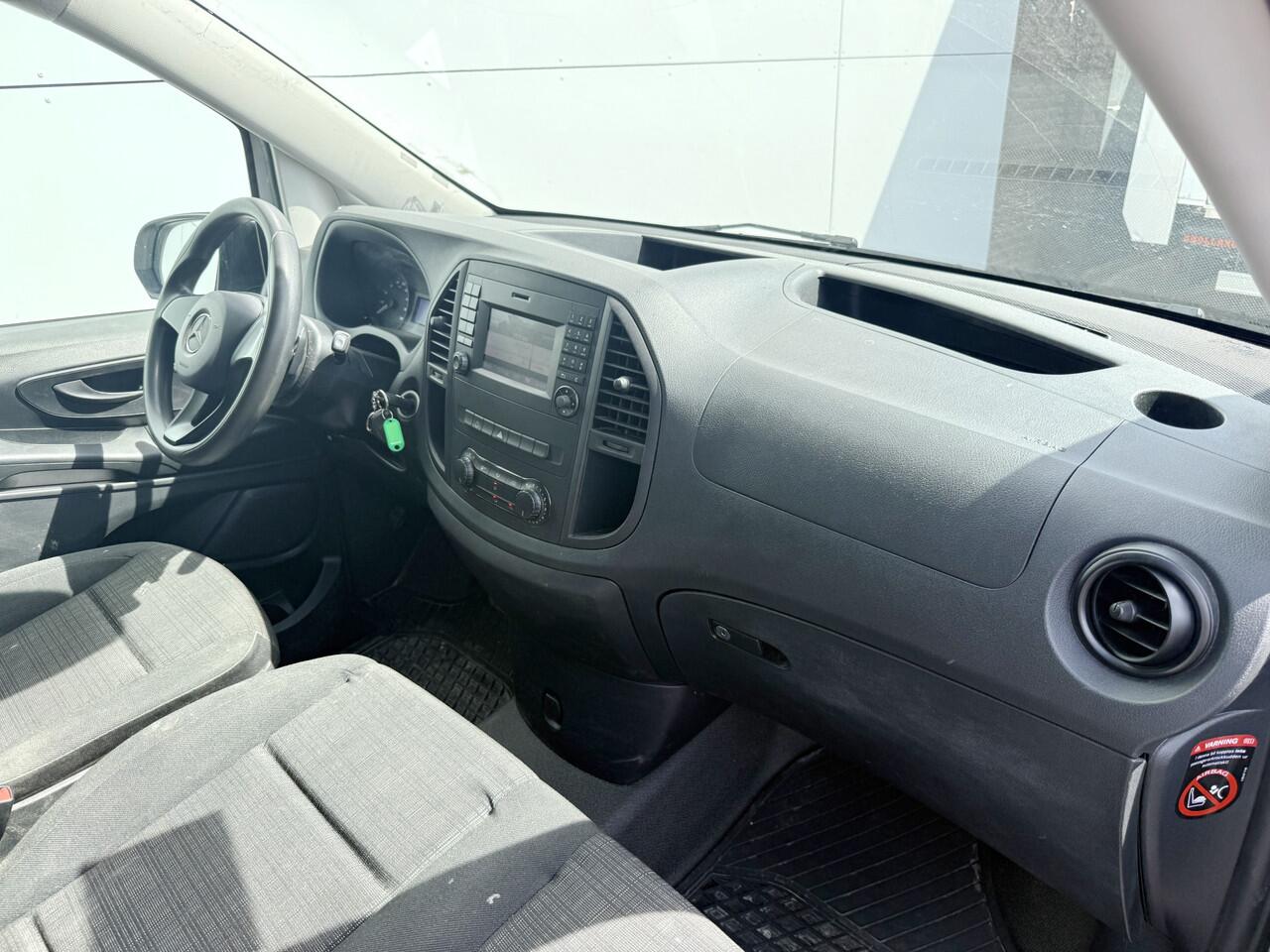 Mercedes-Benz VITO eVito 111 Elektrisch 41kWh 138KM WLTP Extra Lang Climate Control Camera Stoelverwarming