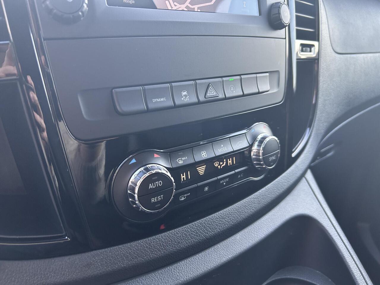 Mercedes-Benz VITO 114 CDI Lang DUB.CAB. / LED-pakket / Parkeerpakket / 2 x Schuifdeur