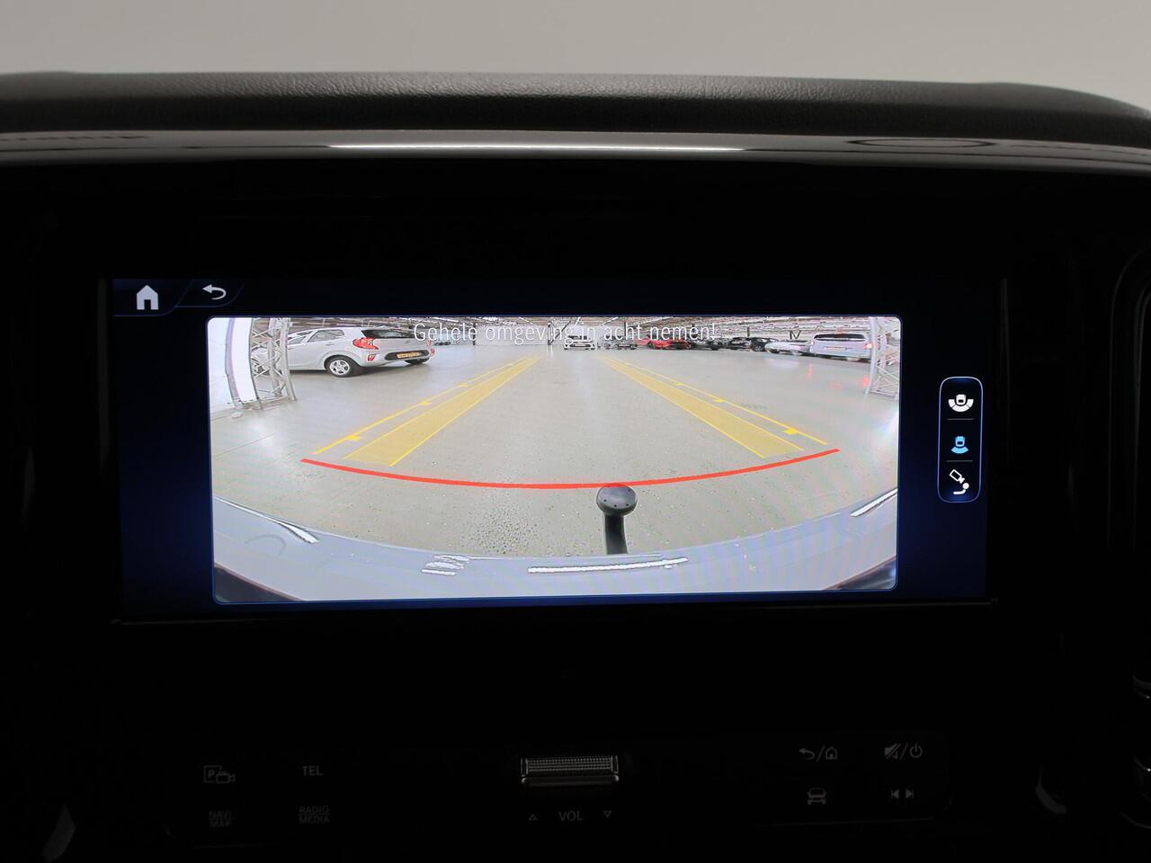 Mercedes-Benz VITO Bestelwagen 110 CDI L2 PRO | Trekhaak | Apple Carplay | Achteruitrijcamera | Airco | MultiBeam LED Koplampen | Cruise Control | Dodehoekassistent |