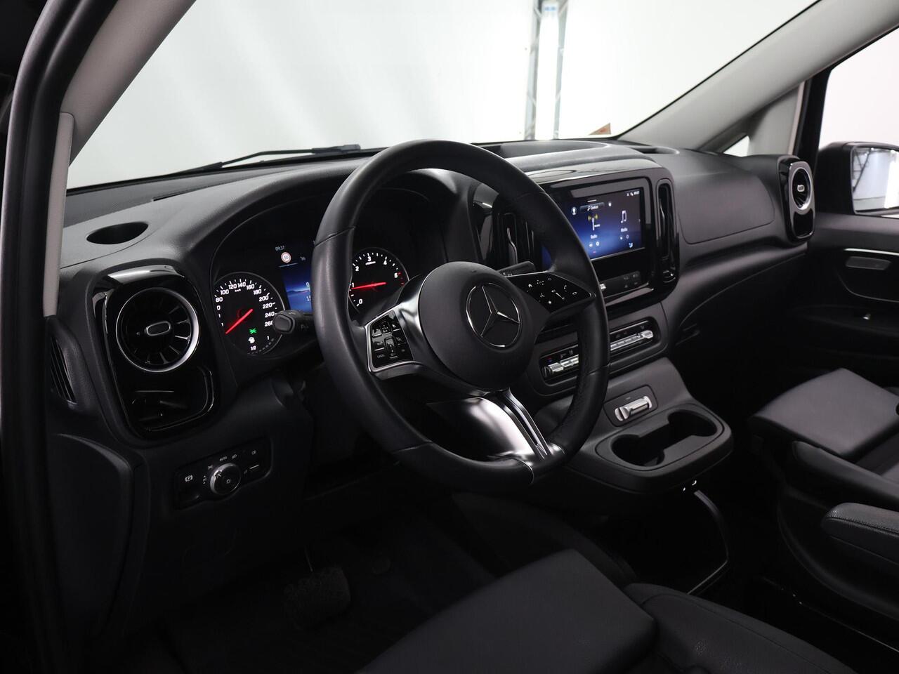 Mercedes-Benz VITO 119 CDI | L3 | Select | 2500 KG AHW | MBUX | Navigatie | Parkeercamera | Stoelverwarming | Keyless Go | Comfort Stoelen | Dynamic Drive | Certified