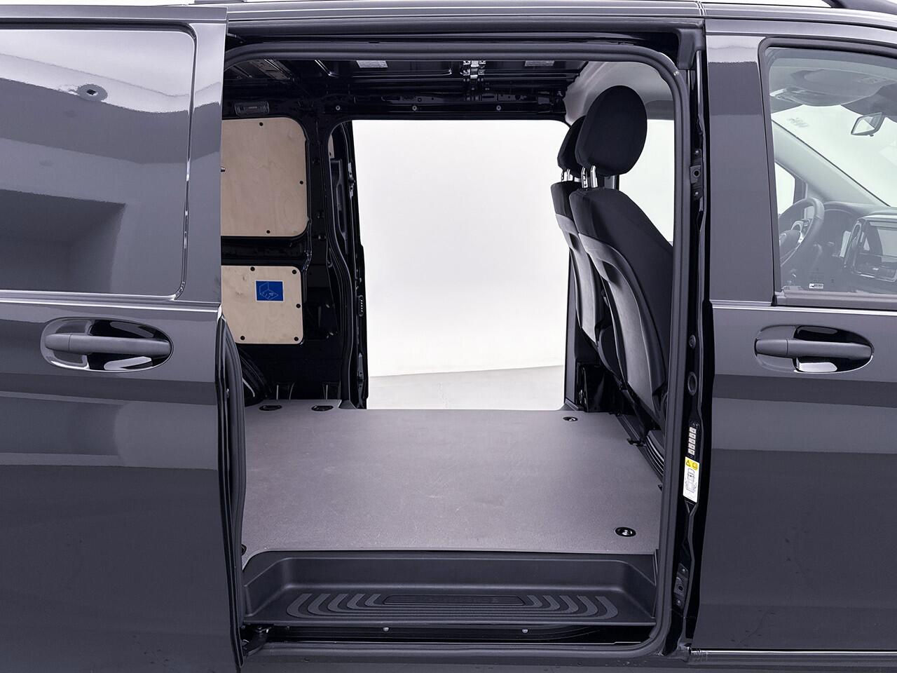 Mercedes-Benz VITO 119 CDI Extra Lang Dubbele Schuifdeur Multibeam LED Trekhaak Achteruitrijcamera Betimmering