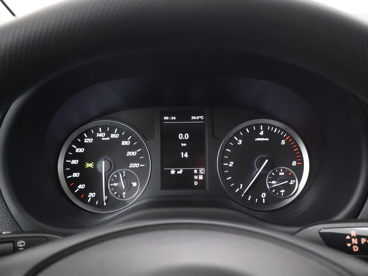 Mercedes-Benz VITO 116 CDI Extra Lang | Dubbel Cabine ¤57.995,- | Sidebars | LED | Trekhaak |