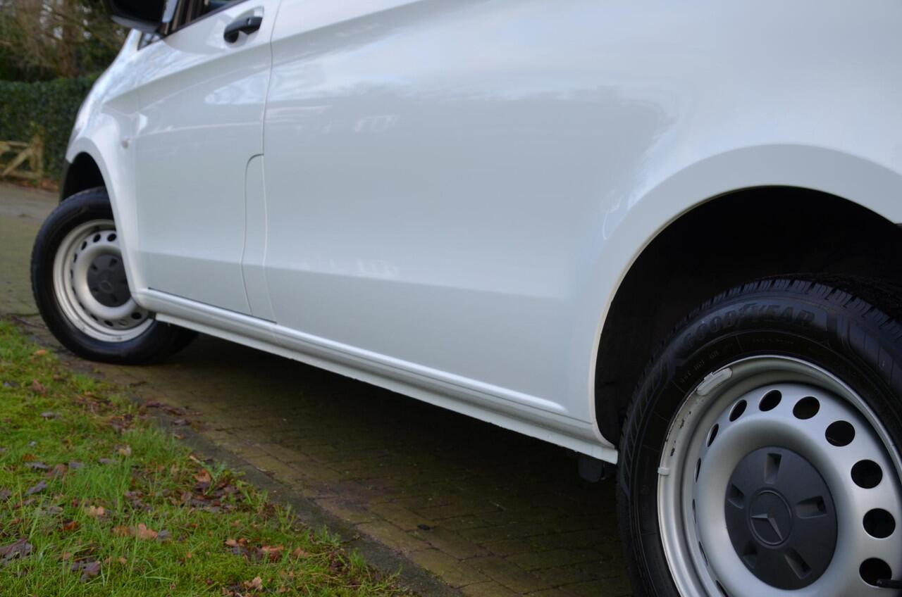 Mercedes-Benz VITO 116 CDI Lang Navi/Airco/Pdc/Cr-Controle/Trekhaak/Achteruitrijcamera/Achterdeuren/Bedrijfsinrichting