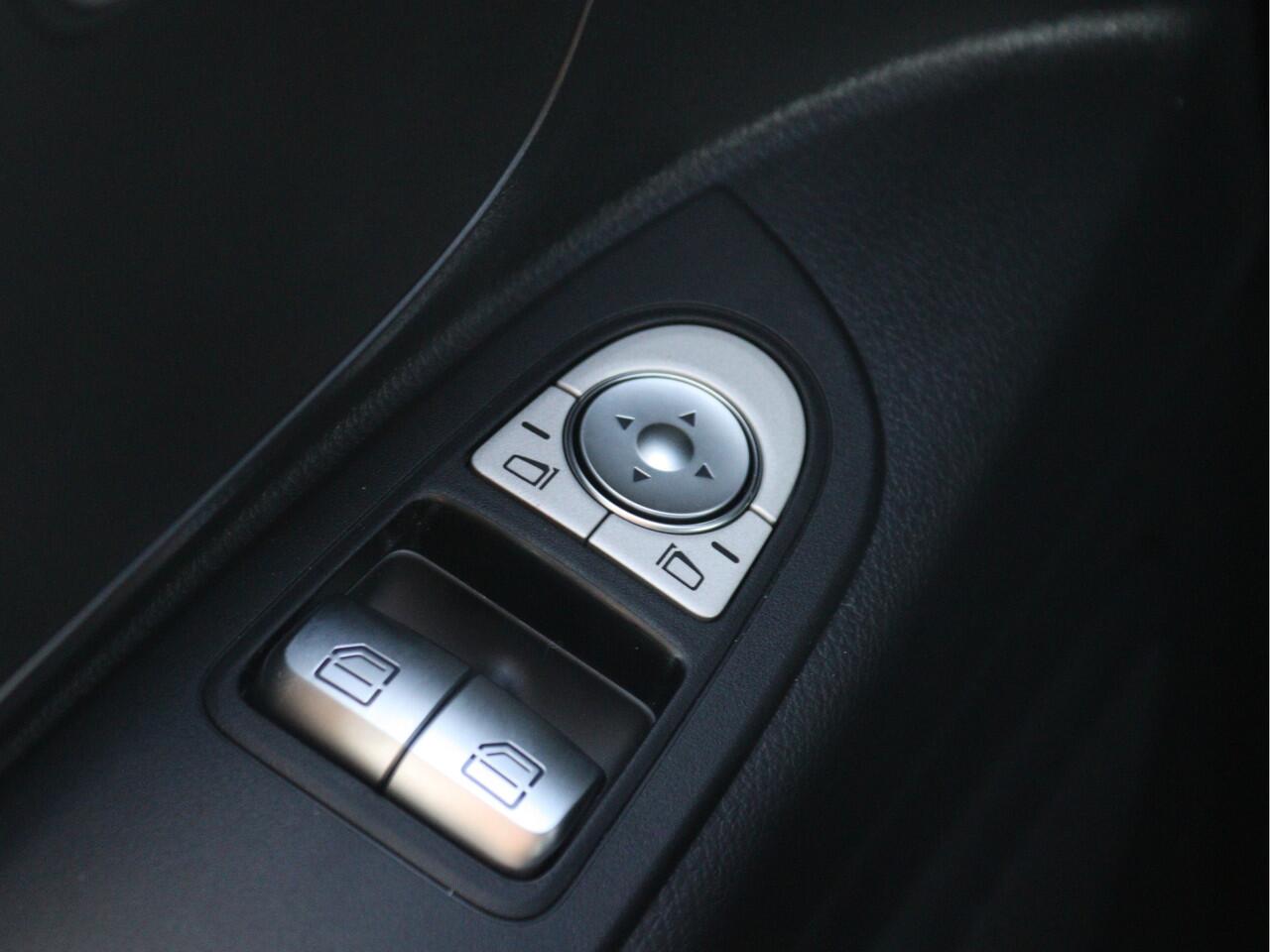 Mercedes-Benz VITO eVito 112 Lang 66 kWh