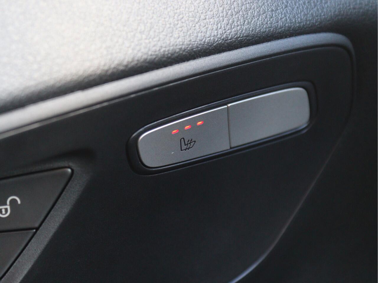 Mercedes-Benz VITO eVito 112 Lang 66 kWh