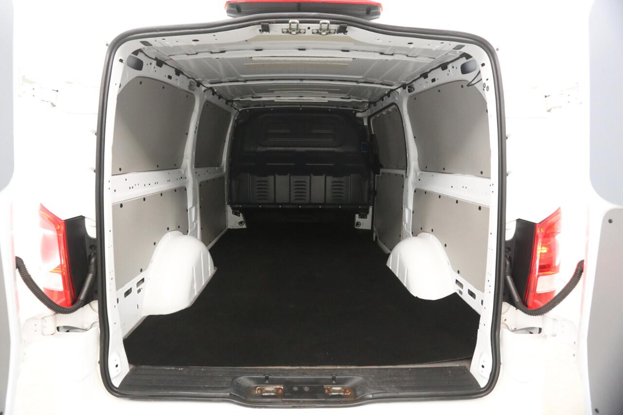 Mercedes-Benz VITO 114 CDI Lang | Euro6 | Automaat | Airco | Cruise | 3-Zits | Trekh. | Carplay | Stoelverw. | 18''LMV