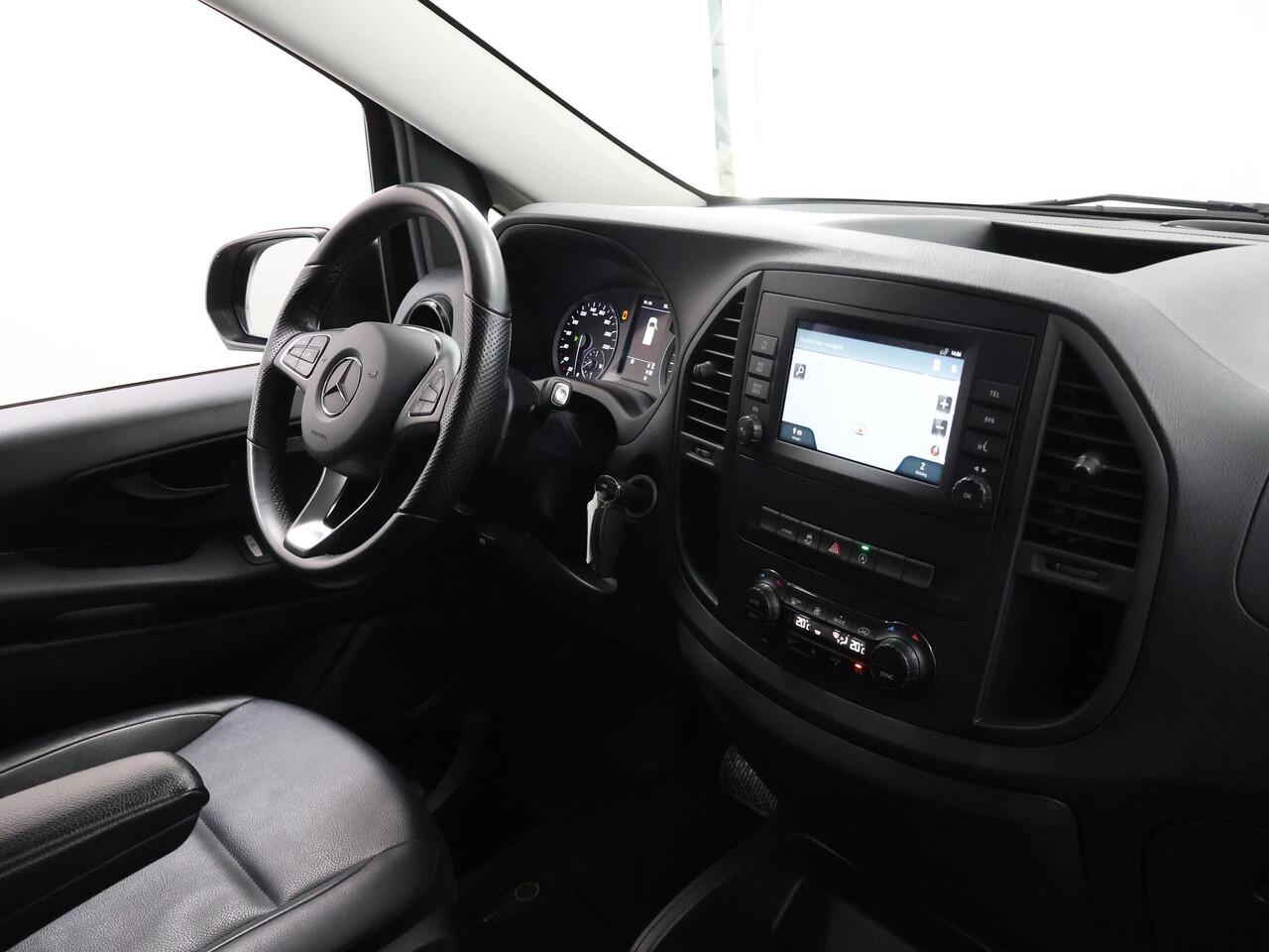 Mercedes-Benz VITO 124 CDI | Aut. | L3 XL | Dubbele Cabine | 237 PK | Navigatie | Bluetooth | Stoelverwarming | Cruise Control | Climate Control | 5-zits | Lederen Bekleding | 2500 KG. AHG | Certified