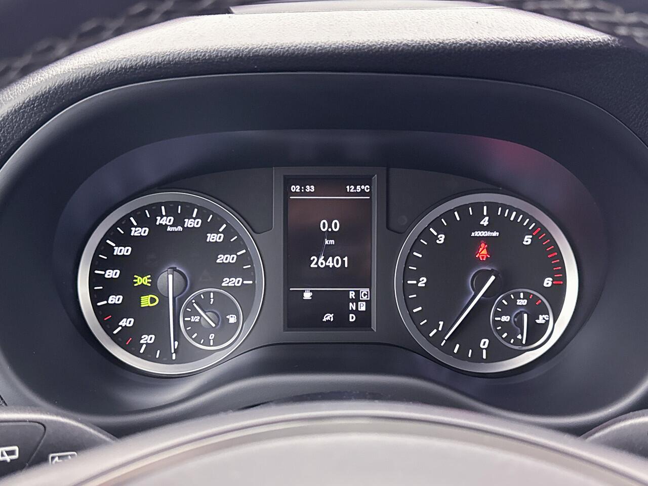 Mercedes-Benz VITO 114 CDI Extra Lang DC 19" inch AMG Dubbele Cabine XL LED Trekhaak Apple Carplay/Android Auto Achteruitrijcamera Cruise Control