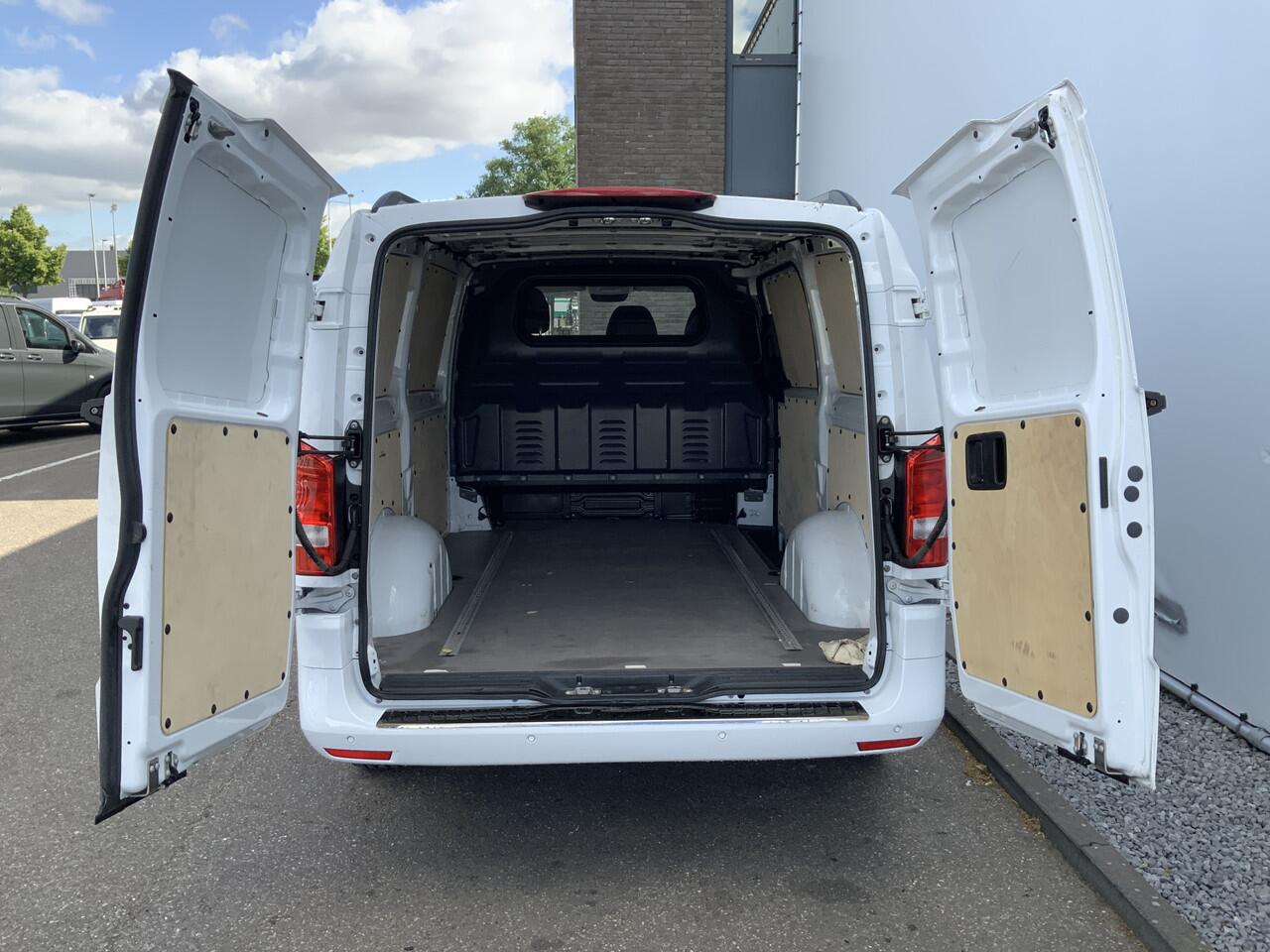 Mercedes-Benz VITO Automaat 116 CDI Lang 2 Airco Cruise 3 Zits Alu Velg Side Bar Euro 6