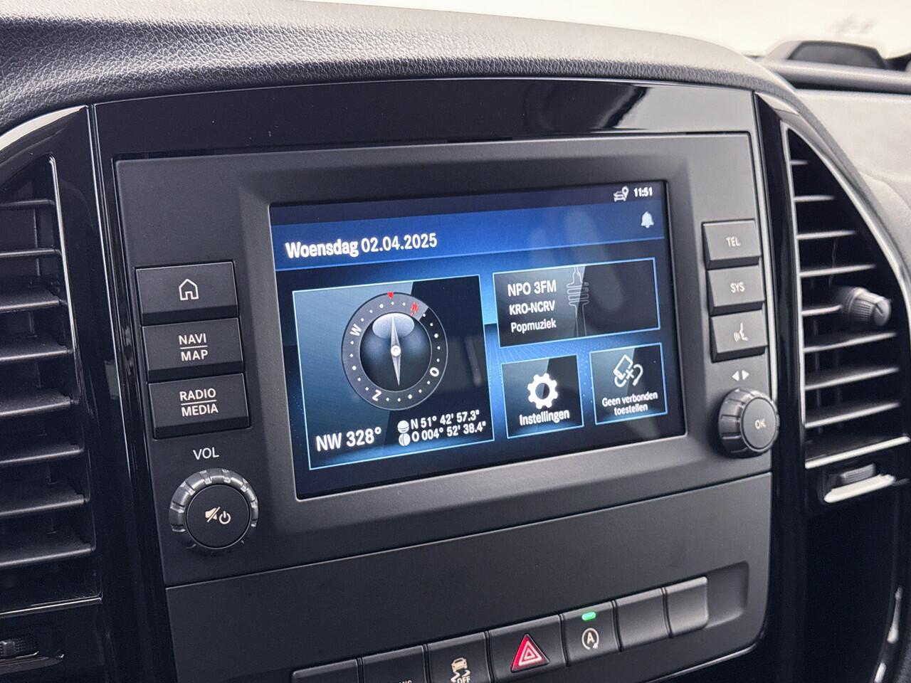 Mercedes-Benz VITO 114 CDI Extra Lang DC 19" inch AMG Dubbele Cabine XL LED Trekhaak Apple Carplay/Android Auto Achteruitrijcamera Cruise Control