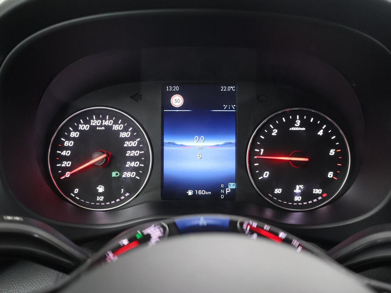 Mercedes-Benz VITO Bestelwagen 114 CDI L2 Pro | Achteruitrijcamera | Climate Control | Trekgewicht 2500 kg | Bumper en stootlijsten carrosseriekleur |