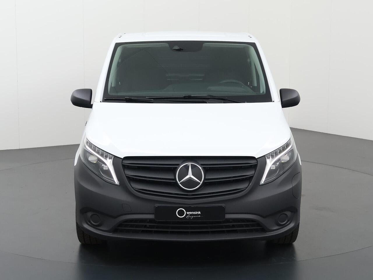 Mercedes-Benz VITO eVito Bestelwagen 66 kWh L3 | Stoelverwarming | Navigatie | Airco | Cruise Control | LED-Koplampen | Achterdeuren |