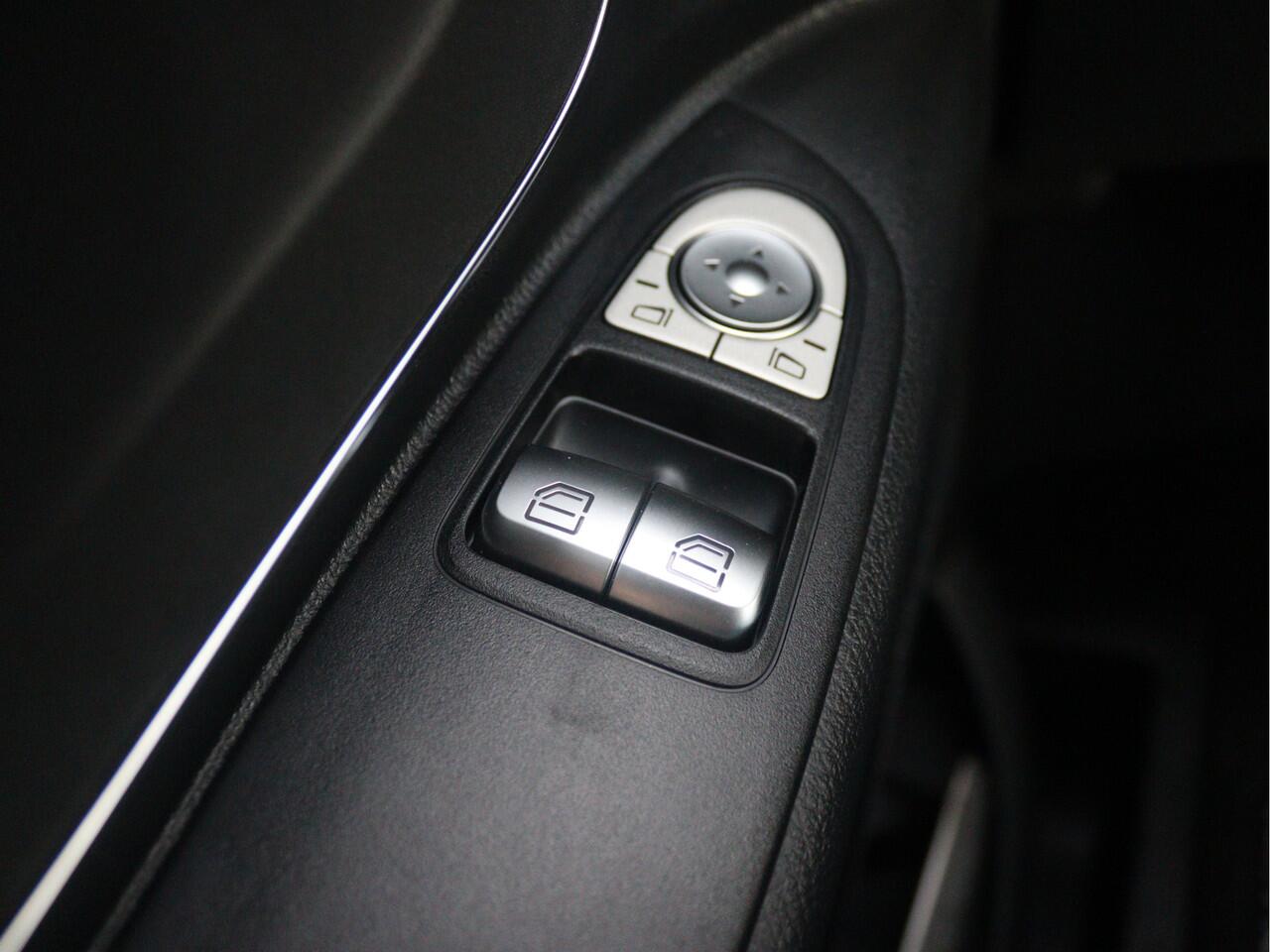 Mercedes-Benz VITO 116 CDI L2 D.C. Pro | AIRCO/CAMERA/CRUISE/2.500KG AHW | Certified