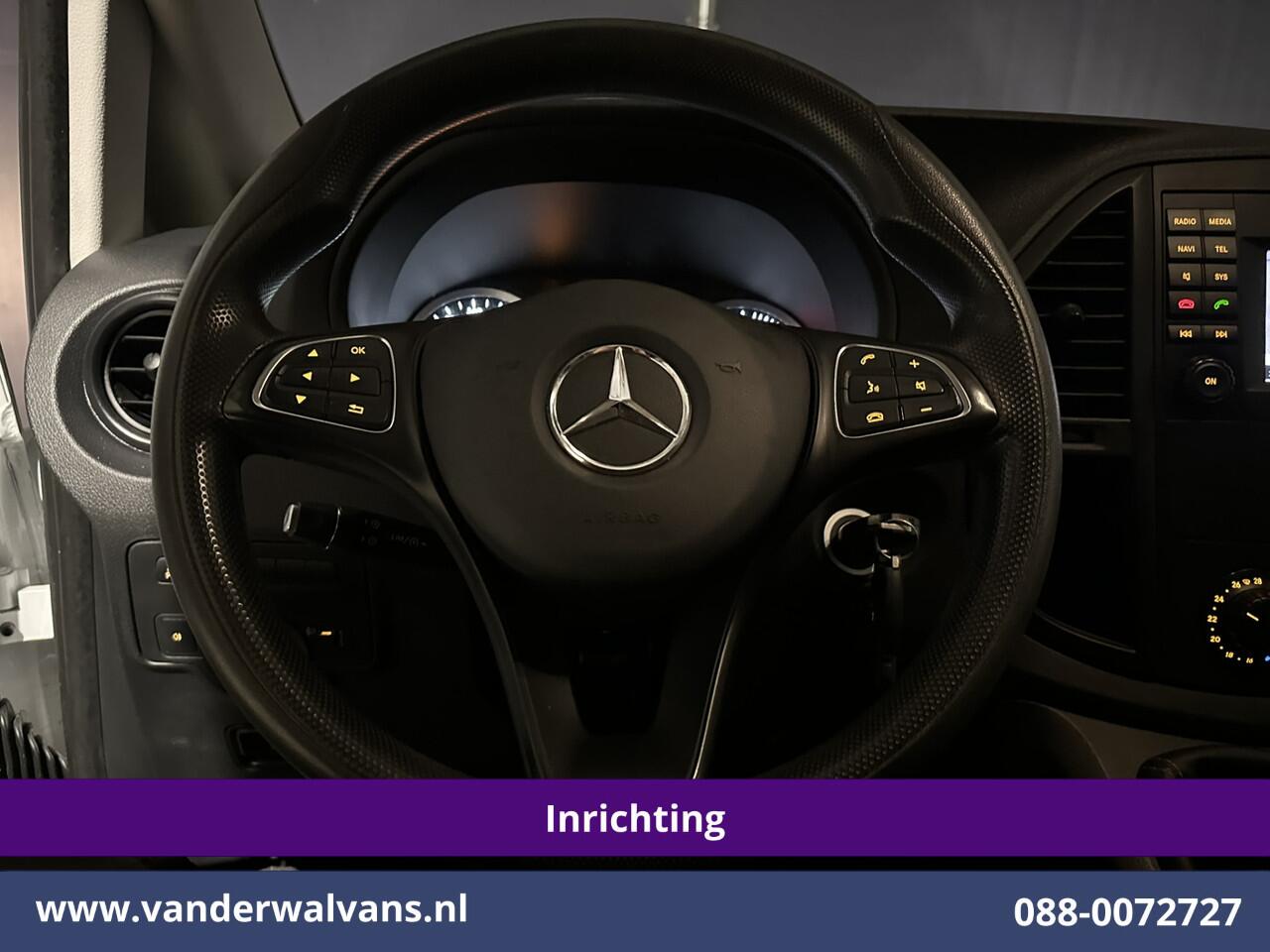 Mercedes-Benz VITO 114 CDI 136pk L2H1 Inrichting Euro6 Airco | Camera | LM velgen | Cruisecontrol | Trekhaak | Stoelverwarming Dakdragers, Parkeersensoren, Bijrijdersbank, Achterklep