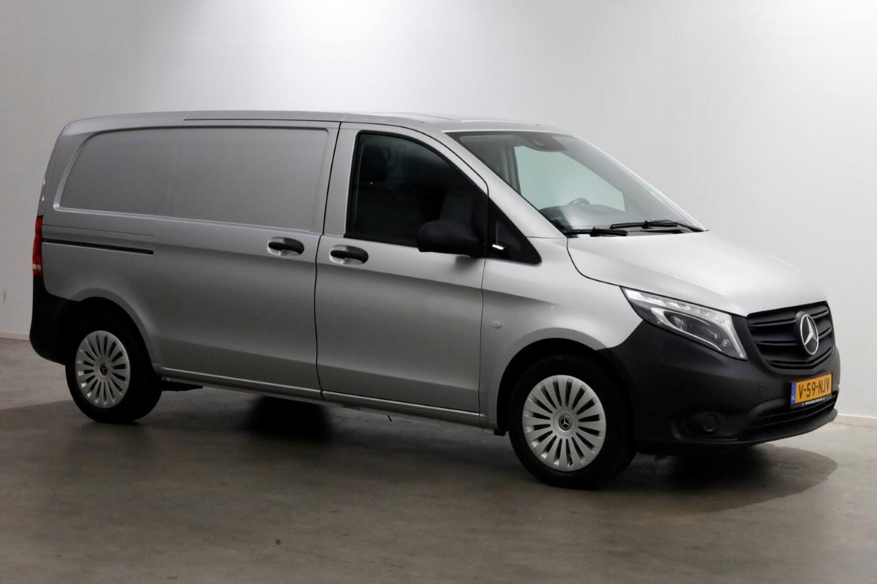 Mercedes-Benz VITO CDI 136pk Compact 9G Automaat 2x Schuifdeur/LED/Camera/Inrichting 07-2022