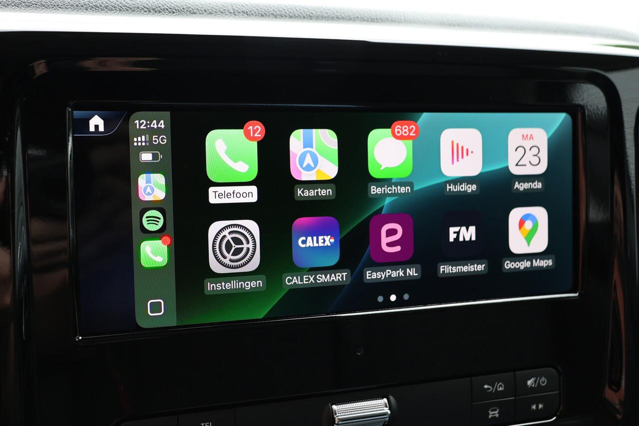 Mercedes-Benz VITO 116 CDI L2 Automaat | BPM VRIJ | Multibeam LED | CarPlay | Camera | Dodehoek | MF Stuur | DAB | Climate control | 3-Zitter | Lederen bekleding