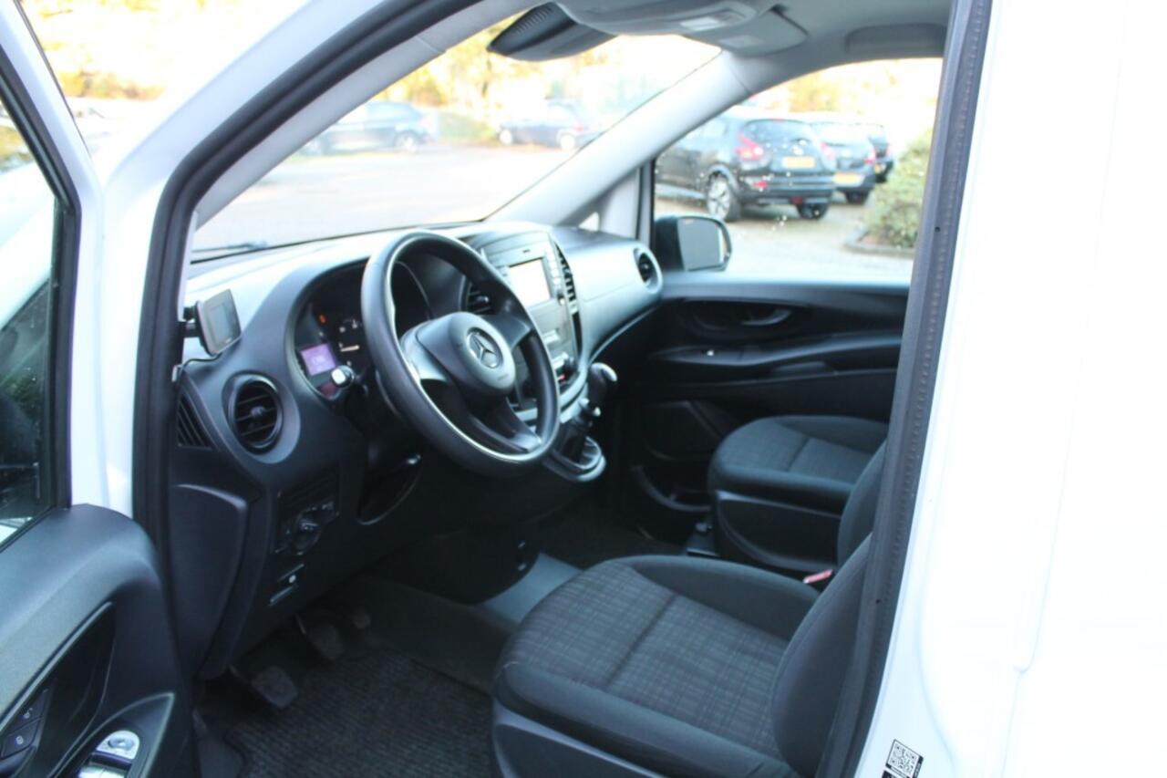 Mercedes-Benz VITO 114 CDI LANG DUBBEL CABINE 5 ZITS AIRCO NAVI TREKHAAK