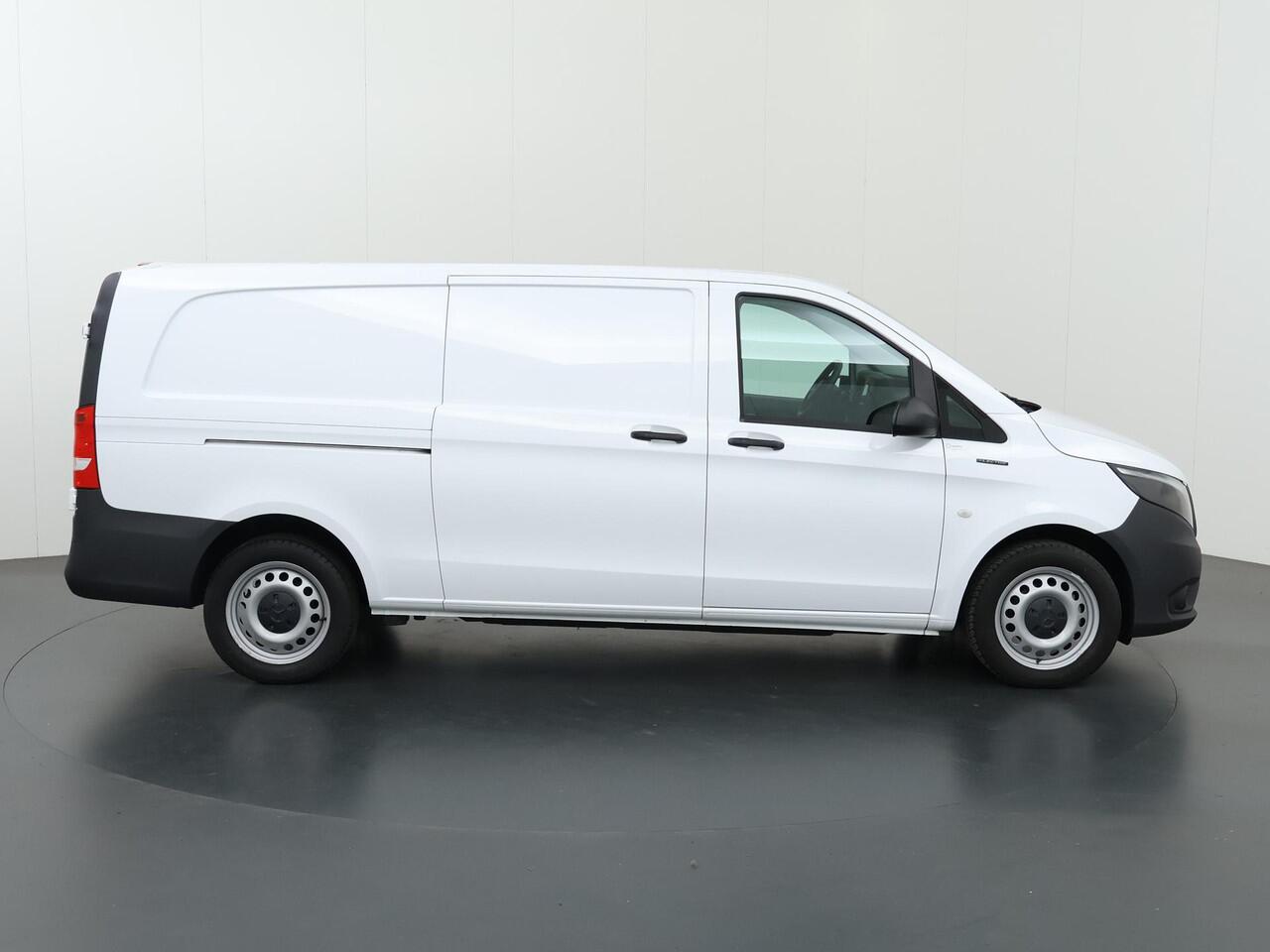 Mercedes-Benz VITO eVito 41 kWh | XL L3 | Stoelverwarming | Navigatiesysteem | Airco | Parkeercamera | Certified