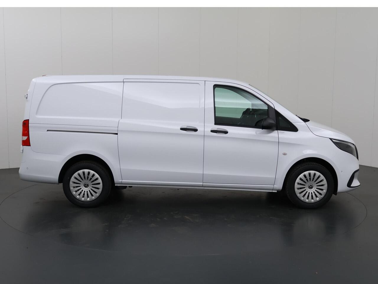 Mercedes-Benz VITO Bestelwagen 116 CDI L2 Pro | Achterdeuren | Trekhaak 2500 KG | Achteruitrijcamera | Dodehoekassistent |