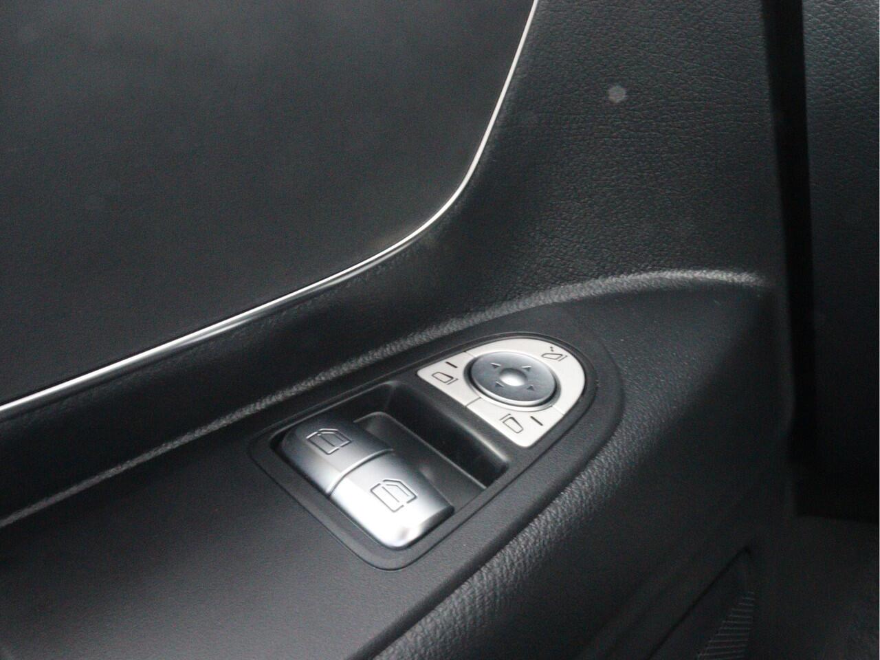 Mercedes-Benz VITO 114 CDI L2 Select | AIRCO/CAMERA/CRUISE/2.500KG AHW | Certified