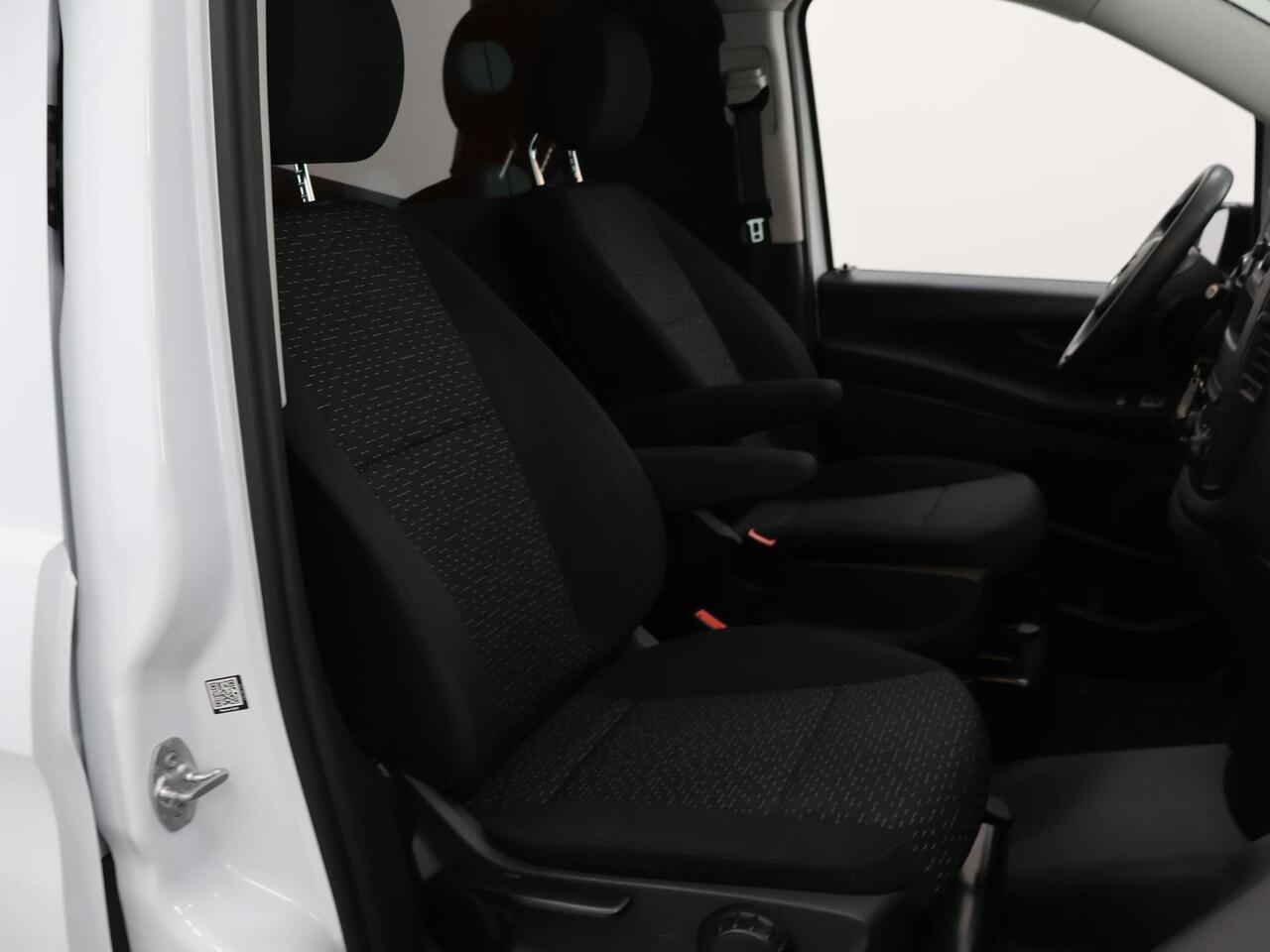 Mercedes-Benz VITO 114 CDI L3 XL | Aut. | Airco | Cruise Control | Dodehoekruit | Achterklep | Bluetooth | Certified |