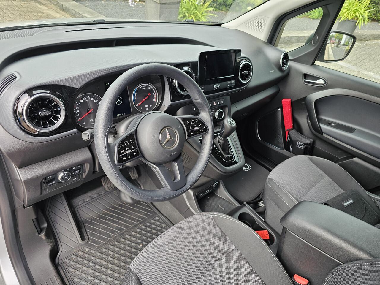 Mercedes-Benz eCitan L2 Pro 51 kWh * Navi * Camera * Trekhaak * Cruise Control * Stoelverwarming *