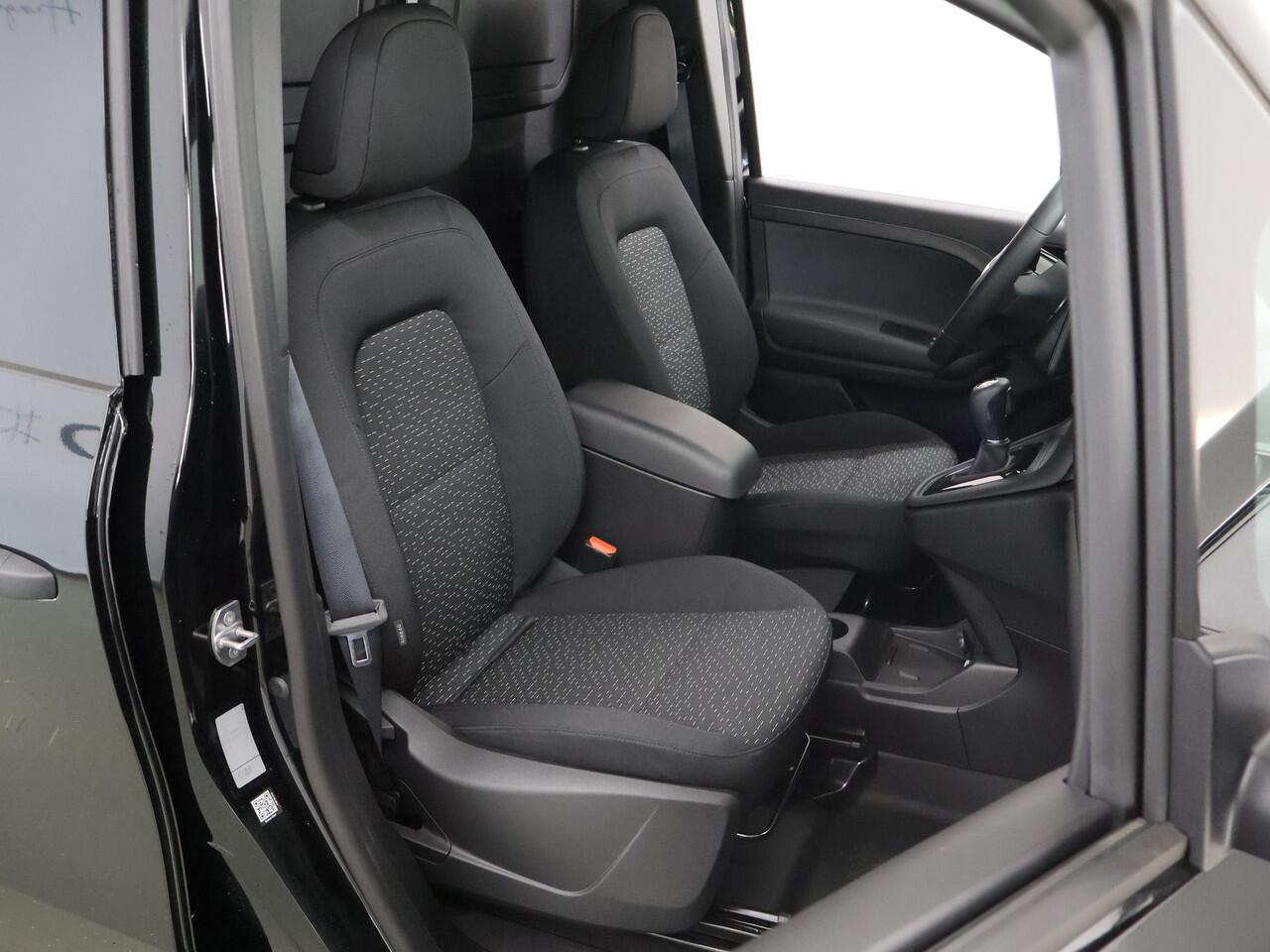 Mercedes-Benz eCitan 112 Base L2 51 kWh | Achteruitrijcamera | Climate Control | Cruise Control | Airco | DC laden 75 kW |