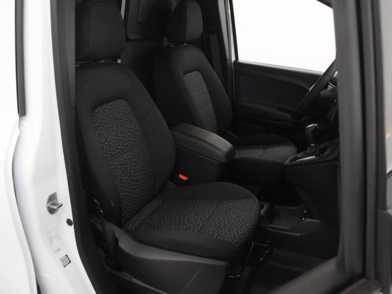 Mercedes-Benz eCitan 112 Base L2 51 kWh | Achteruitrijcamera | Climate Control | Cruise Control | Airco | 75km Snelladen |