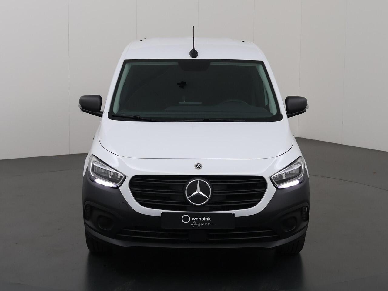 Mercedes-Benz eCitan L2 Pro 51 kWh | Snelladen | Navigatie pakket | Parkeer pakket | Trekhaak | Mbux |