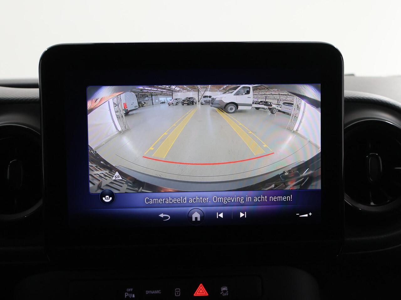 Mercedes-Benz eCitan 112 Base L2 51 kWh | Achteruitrijcamera | DC laden 75 kW | Climate Control | Multifunctioneel stuurwiel | Cruise control |