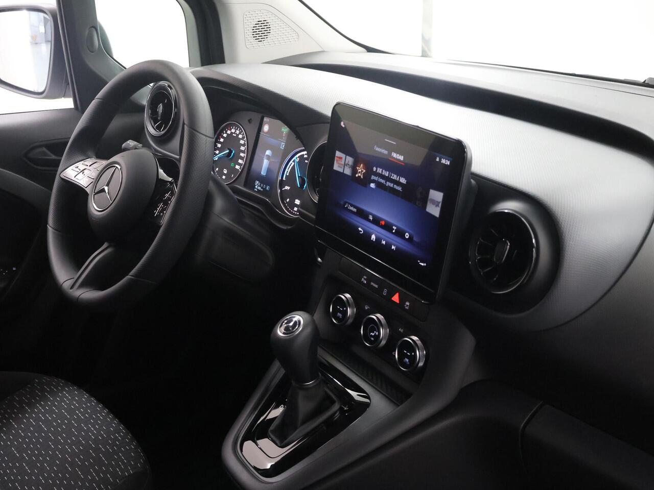 Mercedes-Benz eCitan 112 Base L2 51 kWh | Achteruitrijcamera | Climate Control | Cruise Control | Airco | 75km Snelladen |