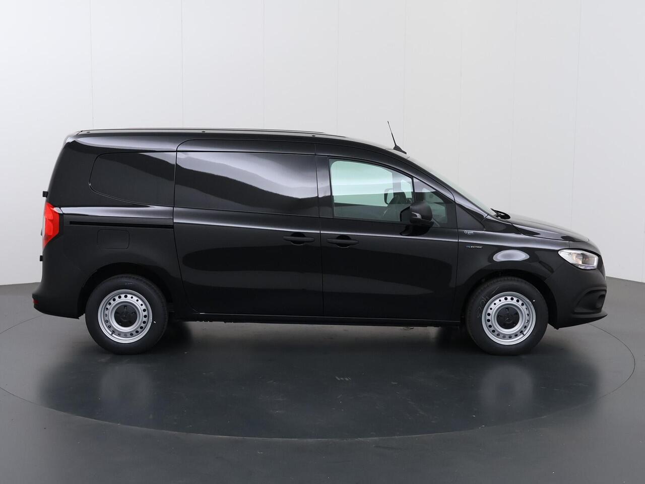 Mercedes-Benz eCitan 112 Base L2 51 kWh | Achteruitrijcamera | DC laden 75 kW | Climate Control | Multifunctioneel stuurwiel |