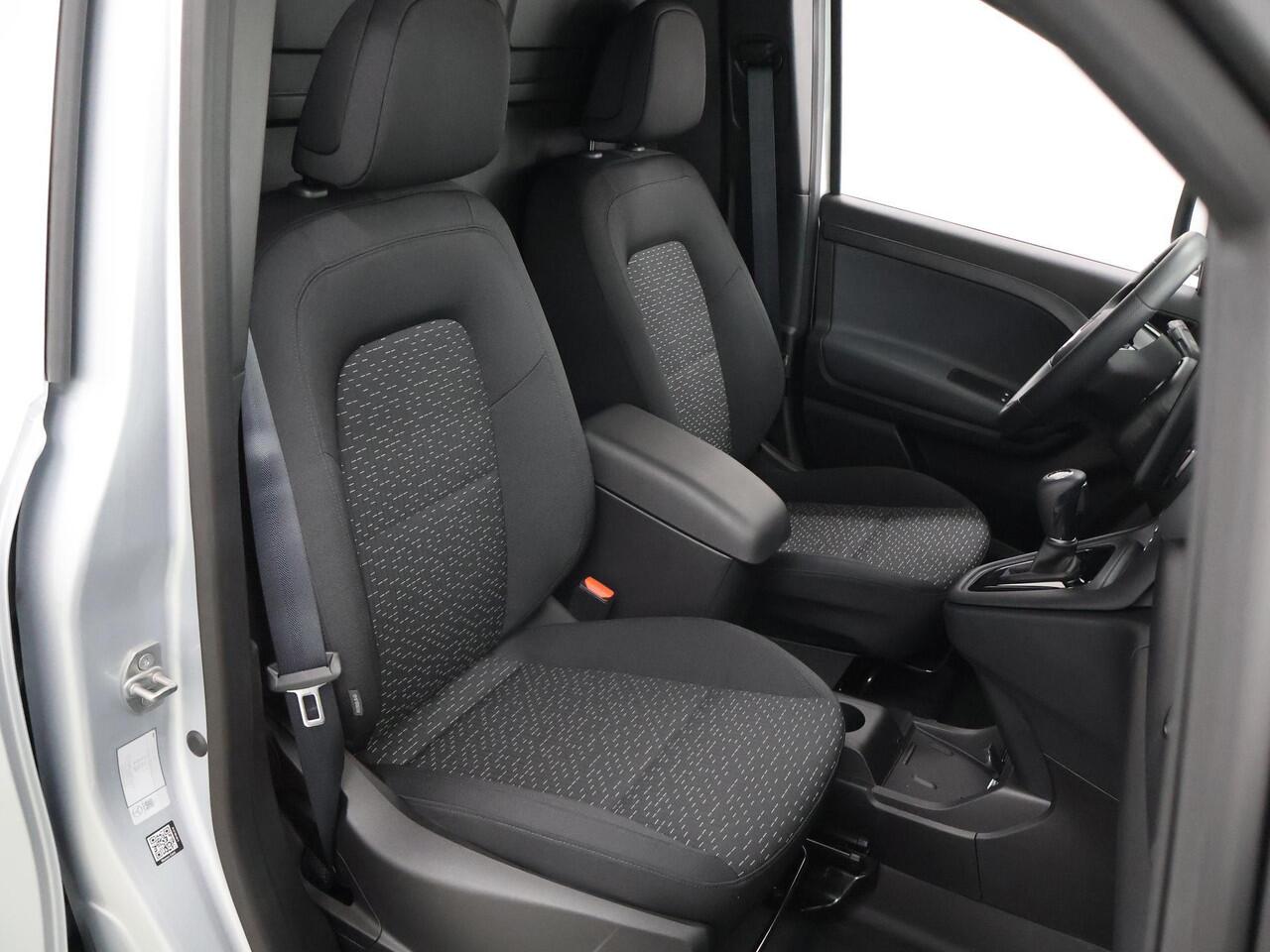 Mercedes-Benz eCitan 112 Base L2 51 kWh | Achteruitrijcamera | DC laden 75 kW | Cruisecontrol | Multifunctioneel stuurwiel |