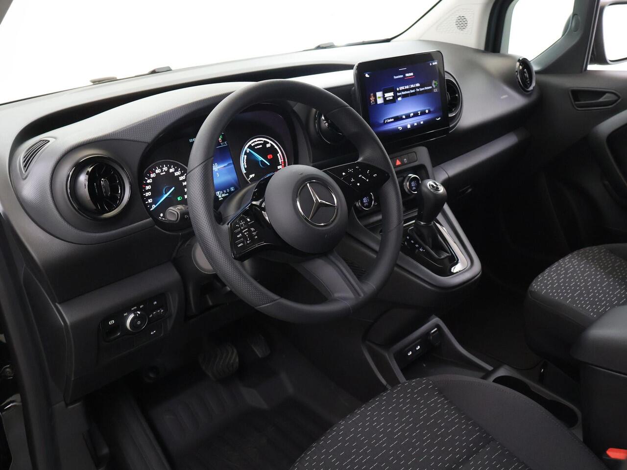 Mercedes-Benz eCitan 112 Base L2 51 kWh | Achteruitrijcamera | DC laden 75 kW | Climate Control | Multifunctioneel stuurwiel |