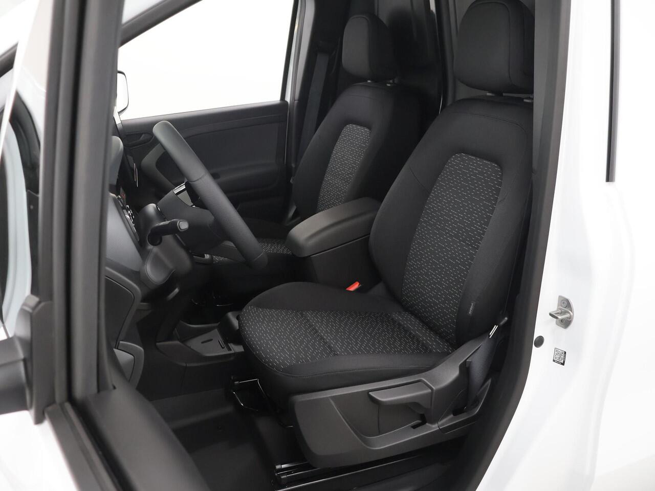 Mercedes-Benz eCitan 112 Base L2 51 kWh | Achteruitrijcamera | Climate Control | Cruise Control | Airco | Snelladen 75KW |