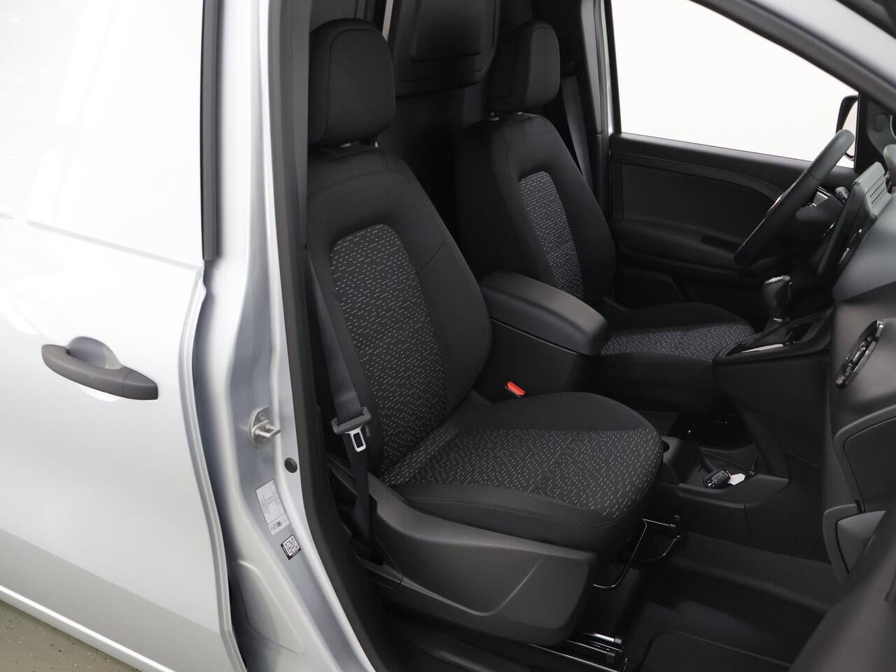 Mercedes-Benz eCitan 112 GB L2 51kWh | Achteruitrijcamera | Cruise Control | Climate Control | Airco | AC laden 22 kW / DC laden 75 kW |