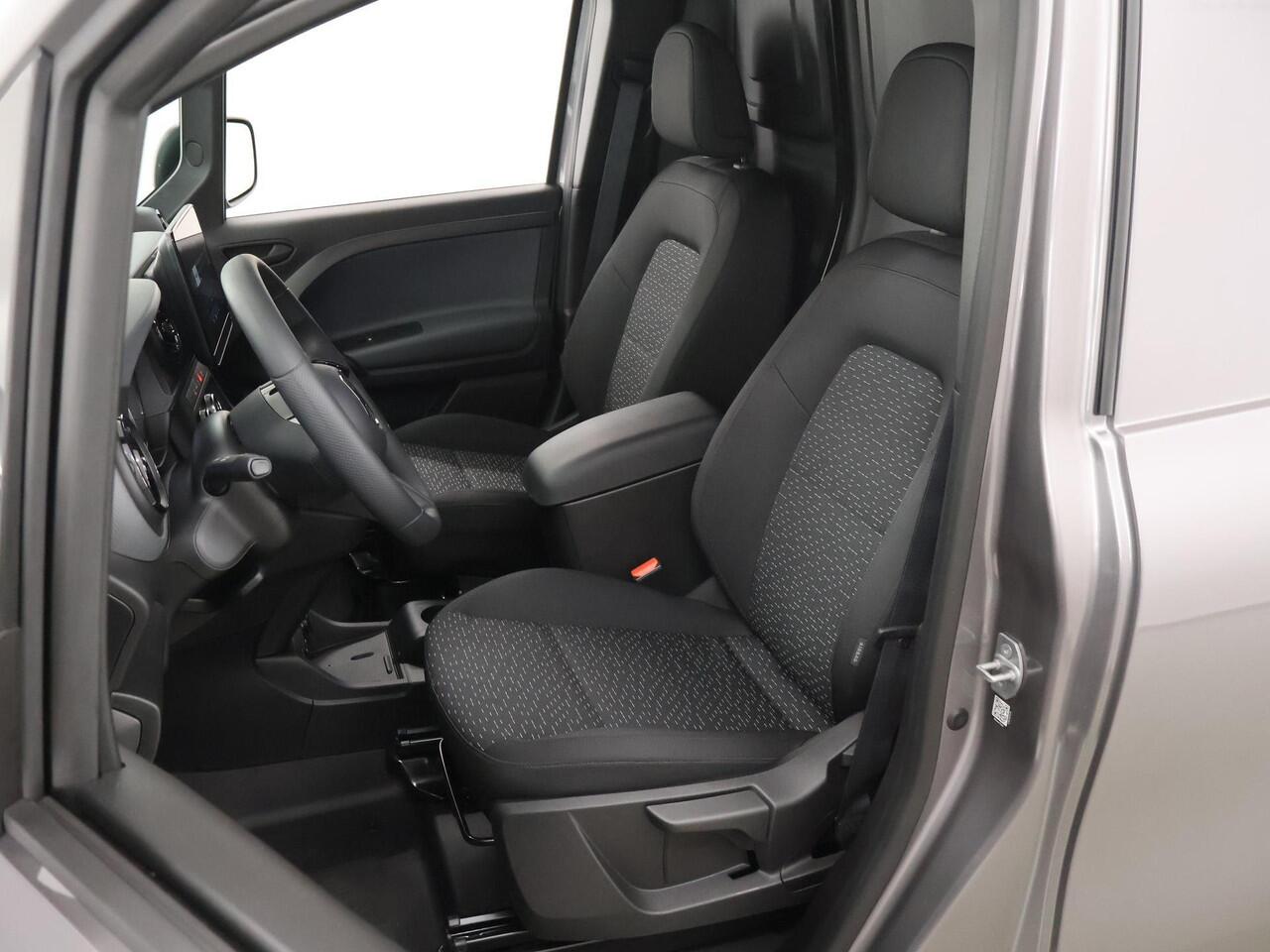 Mercedes-Benz eCitan 112 GB L2 51kWh | Achteruitrijcamera | Cruise Control | Climate Control | Airco | AC laden 22 kW / DC laden 75 kW |