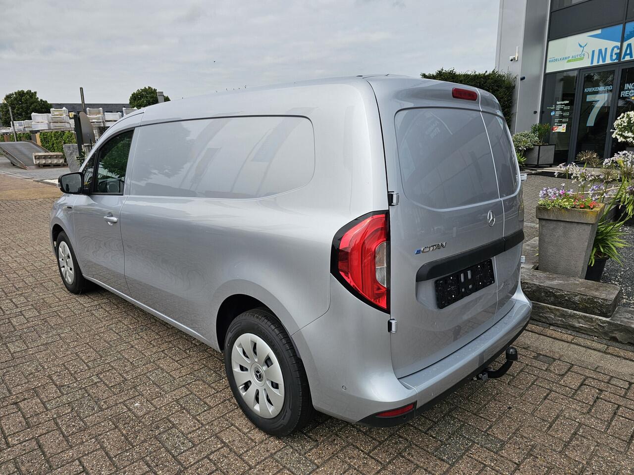 Mercedes-Benz eCitan L2 Pro 51 kWh * Navi * Camera * Trekhaak * Cruise Control * Stoelverwarming *