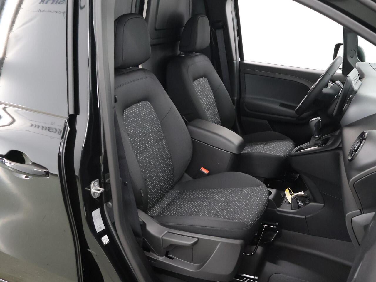 Mercedes-Benz eCitan 112 Pro L1 51 kWh | Airco | Dodehoekassistent | AC laden 22 kW / DC laden 75 kW | Multifunctioneel stuurwiel | Achteruitrijcamera| Dynamisch Exterieurpakket |