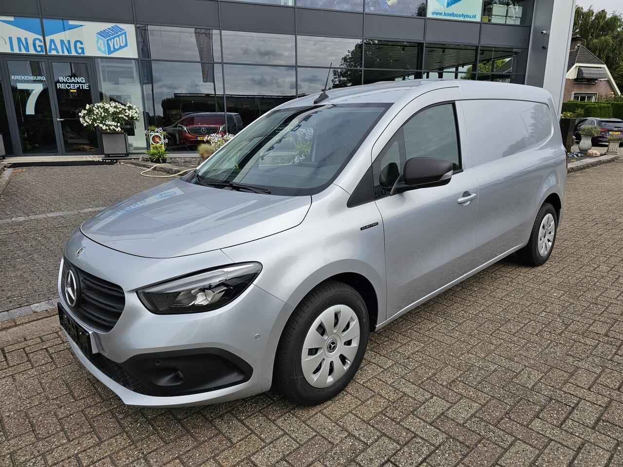 Mercedes-Benz eCitan L2 Pro 51 kWh * Navi * Camera * Trekhaak * Cruise Control * Stoelverwarming *