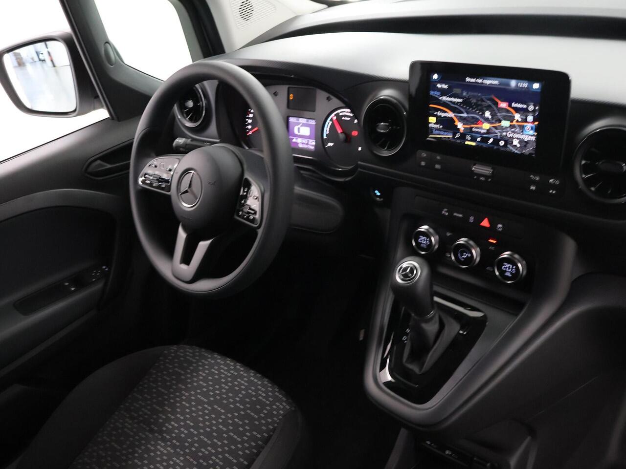 Mercedes-Benz eCitan L2 Pro 51 kWh | Snelladen | Navigatie pakket | Parkeer pakket | Trekhaak | Mbux |