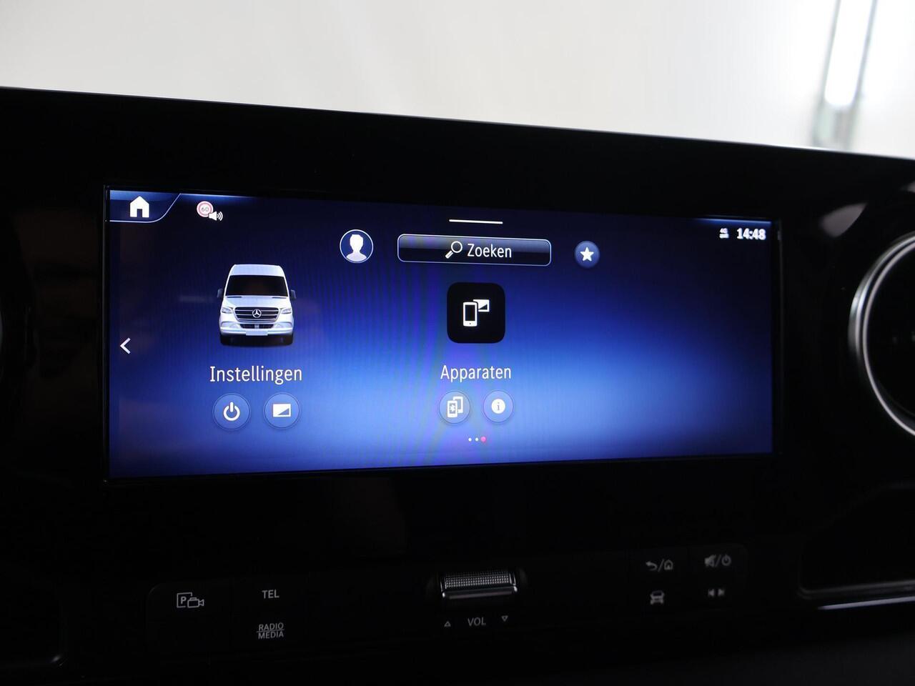 Mercedes-Benz eSprinter 314 L2 H2 PRO | 81 kWh | 100% elektrisch | 2000kg Trekhaak | 115Kw/u DC Snelladen | Smartphone integratie pakket | Carplay | Camera | Comfort bestuurdersstoel |