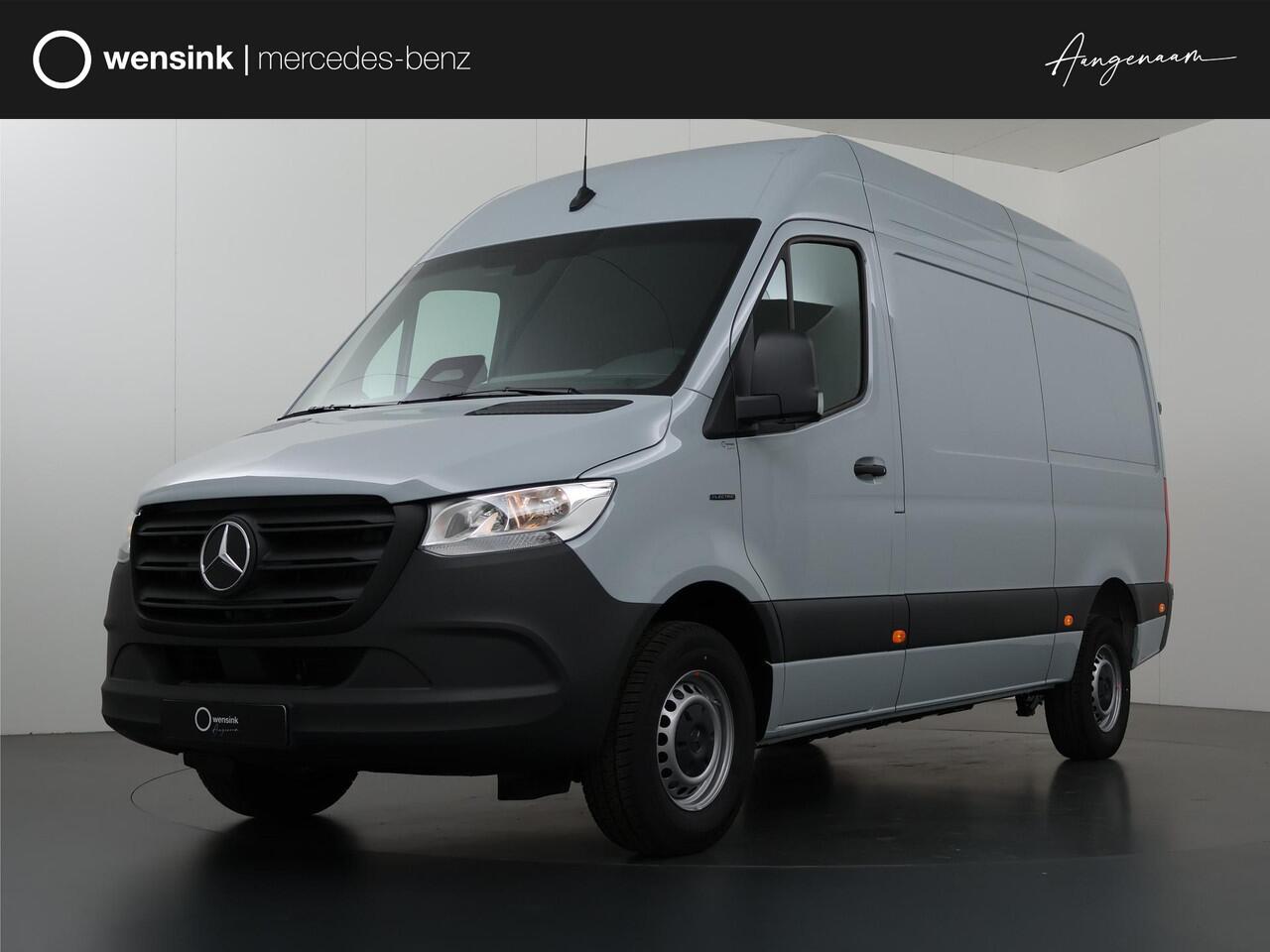 Mercedes-Benz eSprinter 314 L2 H2 Pro 81kWh | Trekhaak | Stoelverwarming | 3-zits | Climate Control | Achteruitrijcamera | Airco | Cruise Control |
