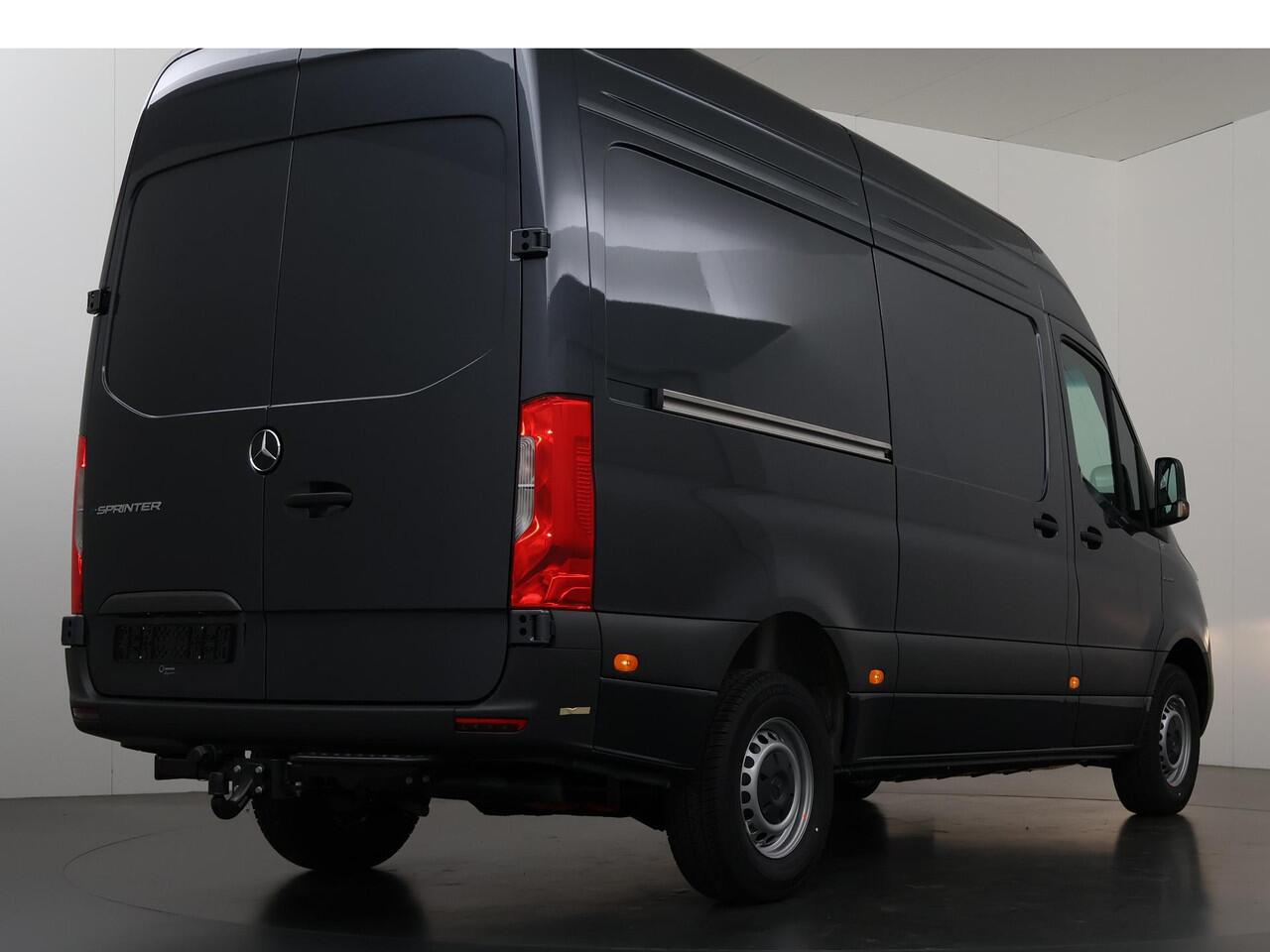 Mercedes-Benz eSprinter 314 L2 H2 RWD PRO 81kWh | Comfortbestuurdersstoel | Trekhaak | Smartphone integratie pakket | 115 kW Snelladen | Achteruitrijcamera | Standkachel |