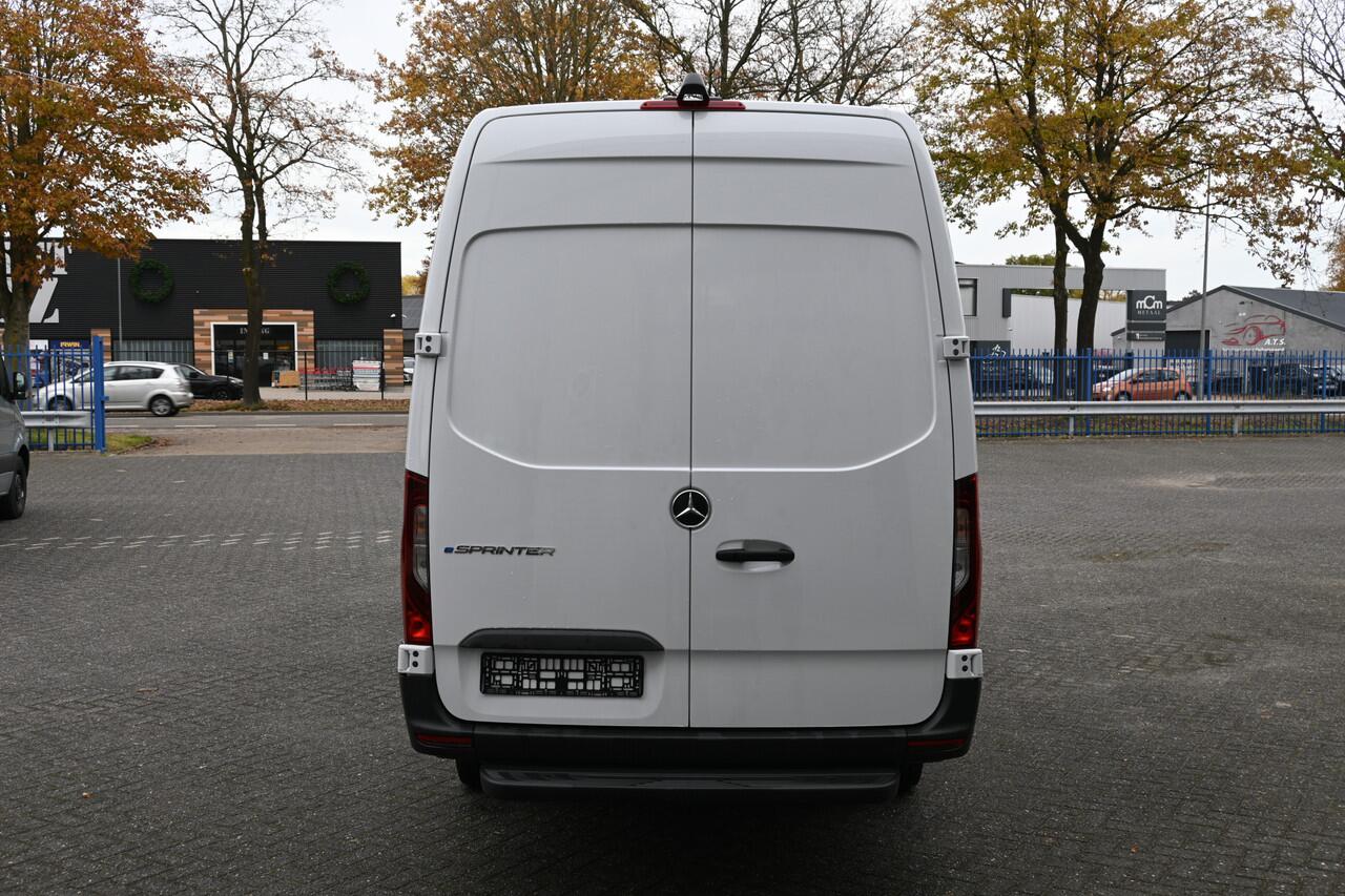 Mercedes-Benz eSprinter 320 L3H2 Pro 81kWh LED koplampen, 115 kW DC laden