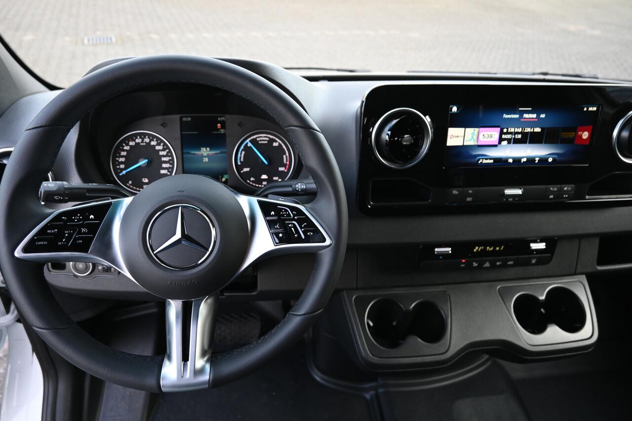 Mercedes-Benz eSprinter 314/414 L3H2 450 km Reikwijdte WLTP Pro 113kWh DC laden 115 kW